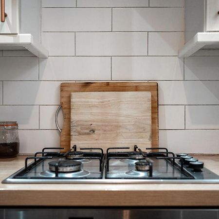 3 Bedroom Central Apartment In Belfast City Centre Eksteriør billede